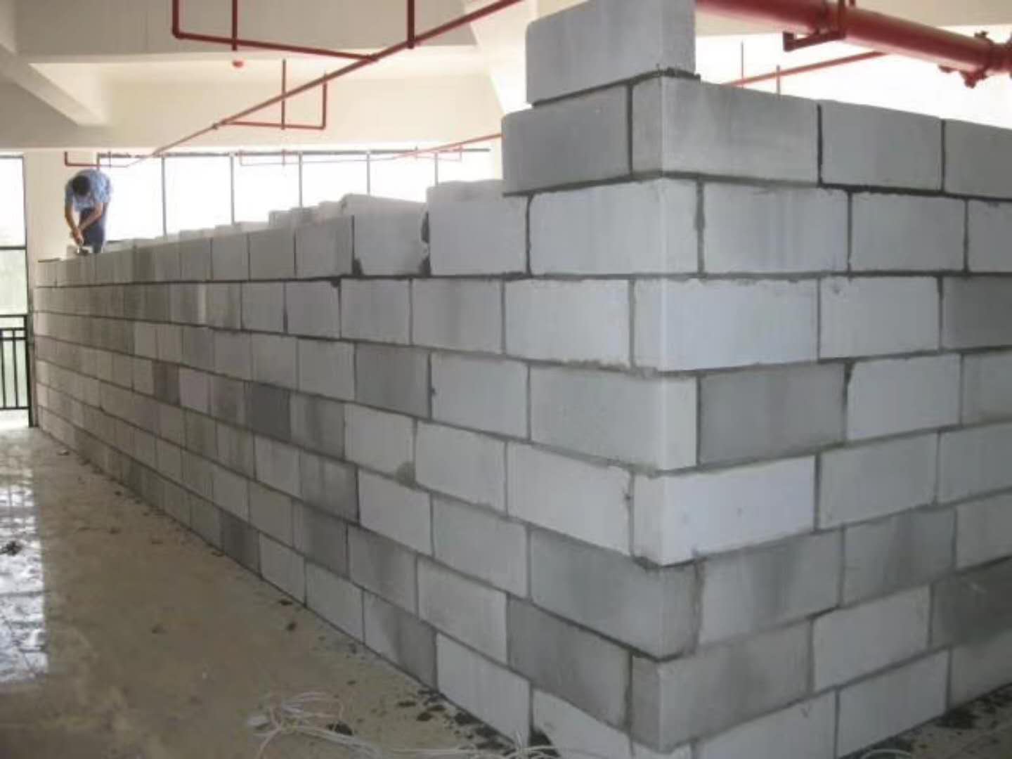 靖宇蒸压加气混凝土砌块承重墙静力和抗震性能的研究